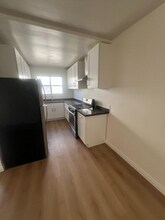 3636 Mentone Ave in Los Angeles, CA - Foto de edificio - Building Photo