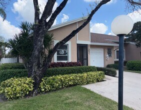 8107 Summerbreeze Ln in Boca Raton, FL - Building Photo - Building Photo