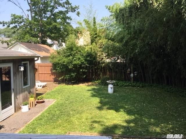 43 Totten Pl in Babylon, NY - Building Photo