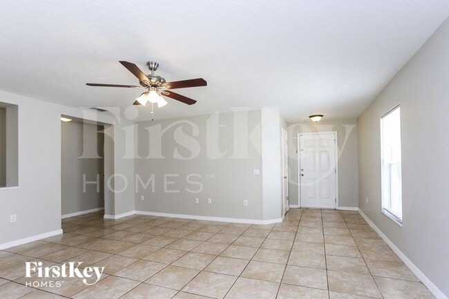 2610 Whitewood Rd in Mulberry, FL - Foto de edificio - Building Photo