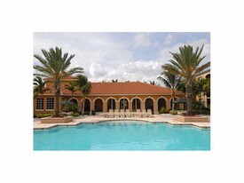 4768 W Atlantic Blvd, Unit 206 in Pompano Beach, FL - Building Photo