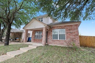 1417 Hamburg St in Dallas, TX - Building Photo