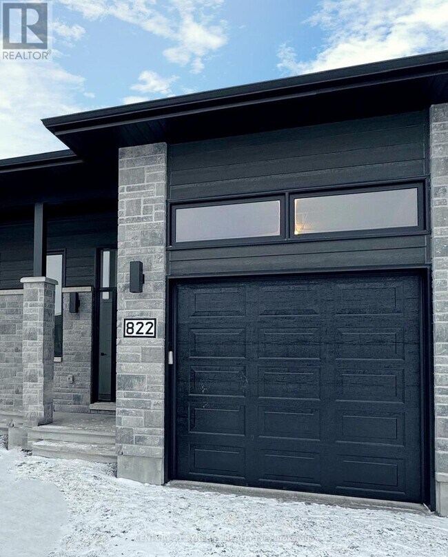 property at 822 Namur St