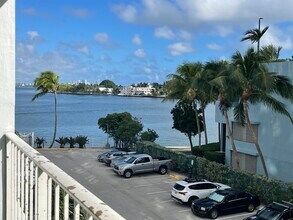 1865 79th Street Cswy, Unit 3K in North Bay Village, FL - Foto de edificio - Building Photo