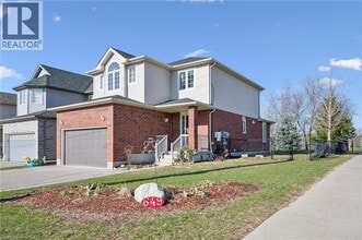 649 Doon S Dr in Kitchener, ON - Building Photo - Building Photo