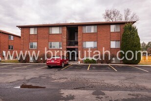 4727 S 1300 E in Millcreek, UT - Building Photo