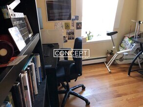 12 Claremon St, Unit 3 in Somerville, MA - Foto de edificio - Building Photo