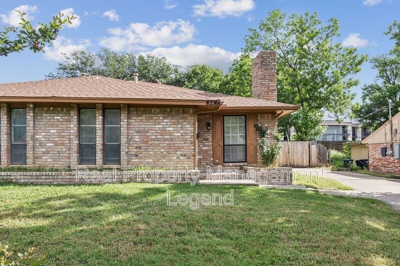 8236 El Retiro Rd in Fort Worth, TX - Building Photo