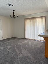 5603 W Avenue M2 in Lancaster, CA - Building Photo - Building Photo