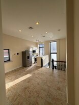 108 Richmond St, Unit 1 in Boston, MA - Building Photo