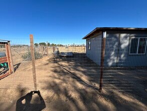 1539 W Ave L 8 in Lancaster, CA - Building Photo - Building Photo