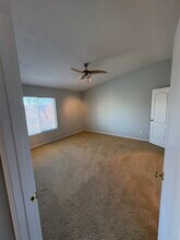 5406 Scarletoak Dr in Cincinnati, OH - Building Photo - Building Photo