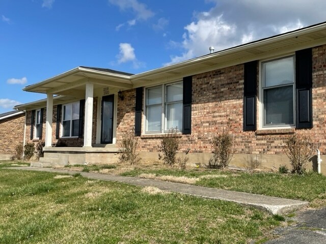 3318 Wood Valley Ct, Unit Duplex in Lexington, KY - Building Photo