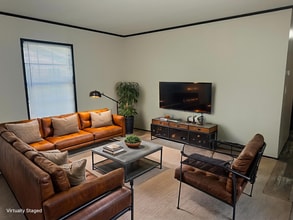 2299 Wellington Green Dr in Clarksville, IN - Building Photo - Building Photo