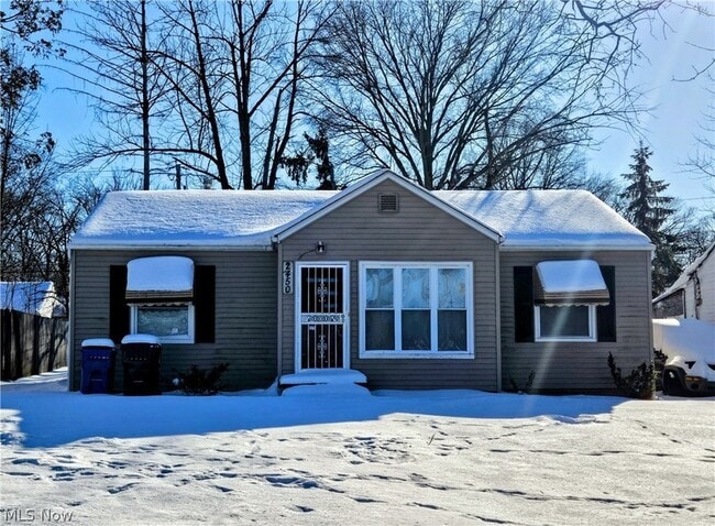 property at 2450 Greenvale Rd