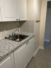 Katlena's Place in Oshawa, ON - Building Photo - Building Photo