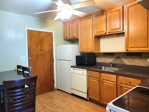 8149 Ogden Ave in Lyons, IL - Building Photo - Building Photo