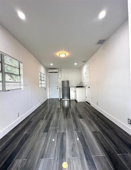 2710 N 72nd Ave-Unit -A in Hollywood, FL - Building Photo