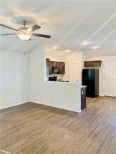 936 E Bunting St in Fayetteville, AR - Building Photo - Building Photo