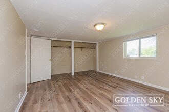 2321 N Macedonia Ave in Muncie, IN - Building Photo - Building Photo
