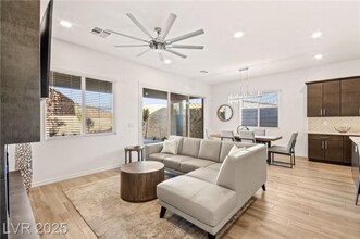 52 Reverie Hts Ave in Henderson, NV - Building Photo - Building Photo