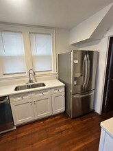 323 Onyx Ave in Mount Oliver, PA - Building Photo - Building Photo