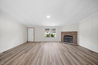 16482 Pisces Rd in Conroe, TX - Building Photo - Building Photo