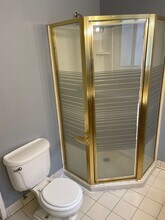 22570 Tulane Ave in Farmington Hills, MI - Building Photo - Building Photo