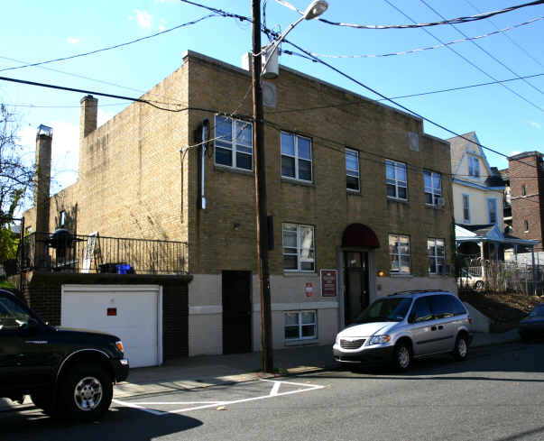 1302-1304 W Ruscomb St in Philadelphia, PA - Building Photo - Building Photo