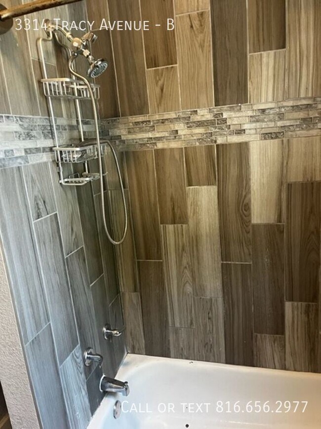 3314 Tracy Ave in Kansas City, MO - Building Photo - Building Photo