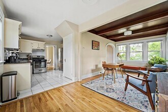 52 Dora St in Stamford, CT - Building Photo - Building Photo