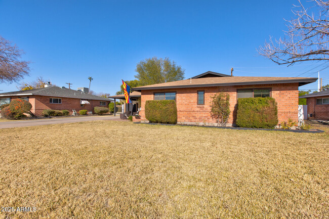 1940 E Rancho Dr in Phoenix, AZ - Building Photo - Building Photo