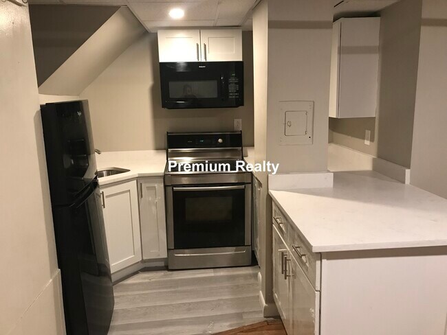 property at 16 Aberdeen St