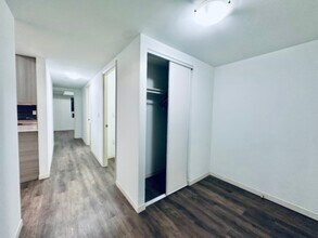 220 Cannon St E in Hamilton, ON - Building Photo - Building Photo