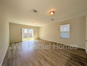 9020 Eaton Ave in Jacksonville, FL - Building Photo - Building Photo