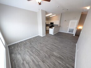 8708 Tomnitz Ave in Las Vegas, NV - Building Photo - Building Photo