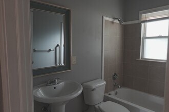 1697 London in Lincoln Park, MI - Building Photo - Building Photo