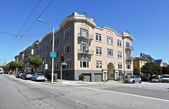 8 Jordan Ave in San Francisco, CA - Building Photo - Building Photo