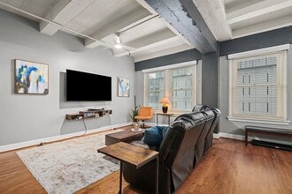 1120 Texas Ave in Houston, TX - Building Photo - Building Photo