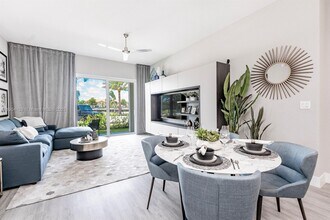 9311 W Commercial Blvd in Tamarac, FL - Building Photo - Building Photo