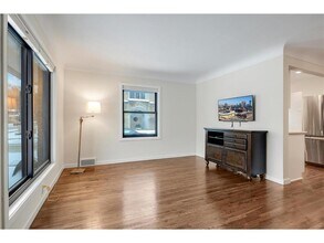 5101 Zenith Ave S in Minneapolis, MN - Building Photo - Building Photo