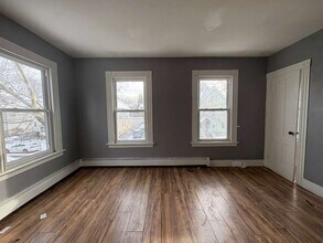 253 W Ivy St in New Haven, CT - Foto de edificio - Building Photo