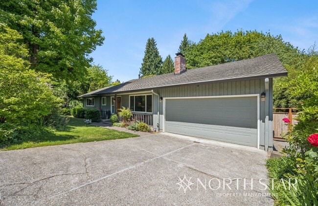 731 Briercliff Ln