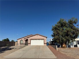 4402 Cll Viveza in Fort Mohave, AZ - Building Photo