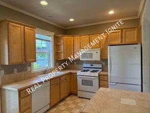 1362 NW Lexington Ave in Bend, OR - Building Photo - Building Photo