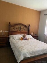 17660 NW 73rd Ave-Unit -206-3 in Hialeah, FL - Foto de edificio - Building Photo