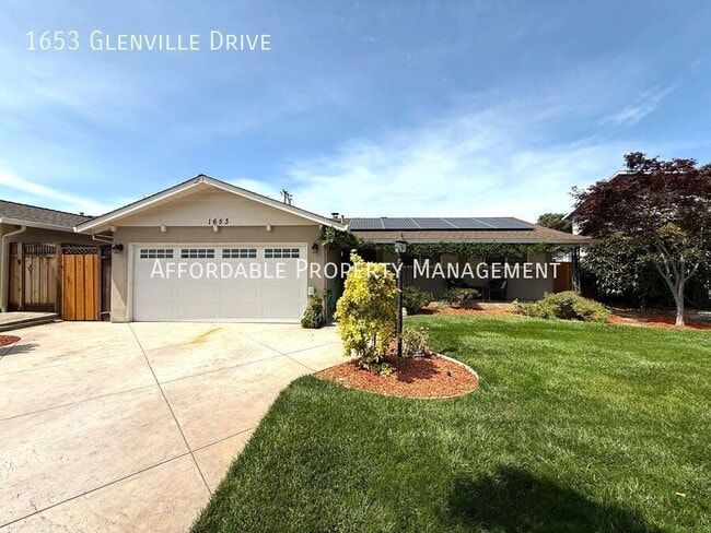 property at 1653 Glenville Dr