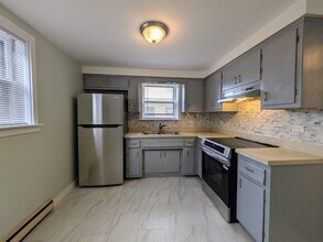 11840 S Karlov Ave in Alsip, IL - Building Photo - Building Photo