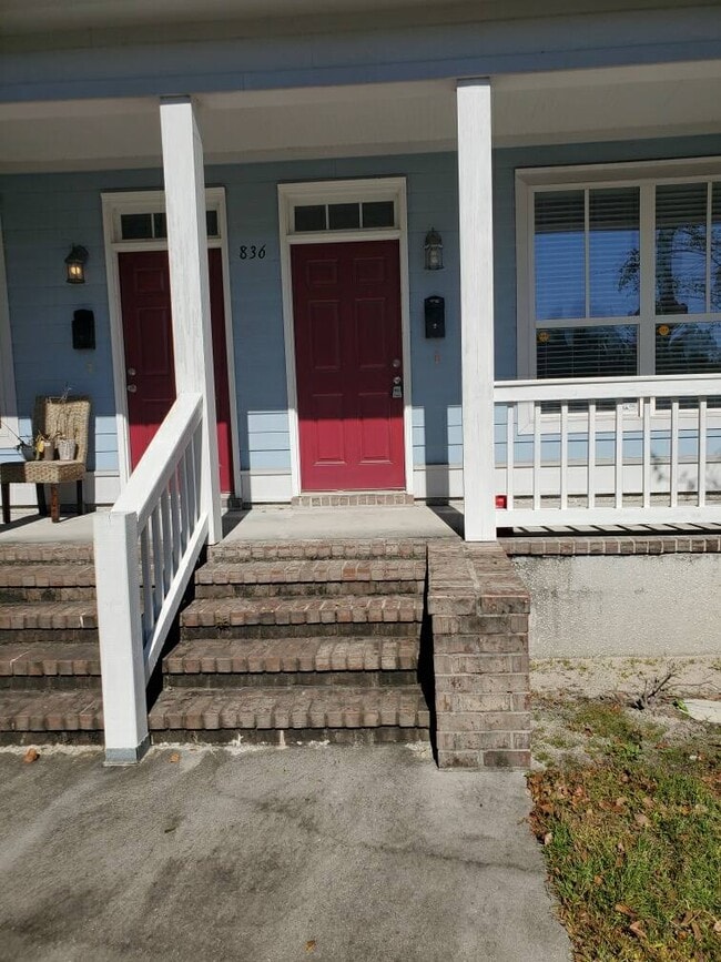 property at 836 E Anderson St