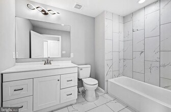 1704 E Chase St in Baltimore, MD - Building Photo - Building Photo